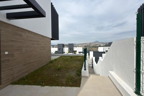 Villa a Estepona, Malaga, Estepona - € 800.000 | Ref: SRAT2 - foto 4